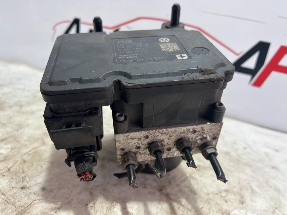 VW Beetle 5C ABS Block ESP Steuergerät 5C0907379C – Bild 4