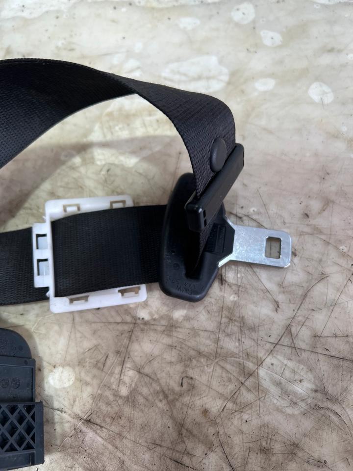 BMW 6er F06 Sicherheitsgurt Gurt Gürtel Vorne Rechts – Bild 18