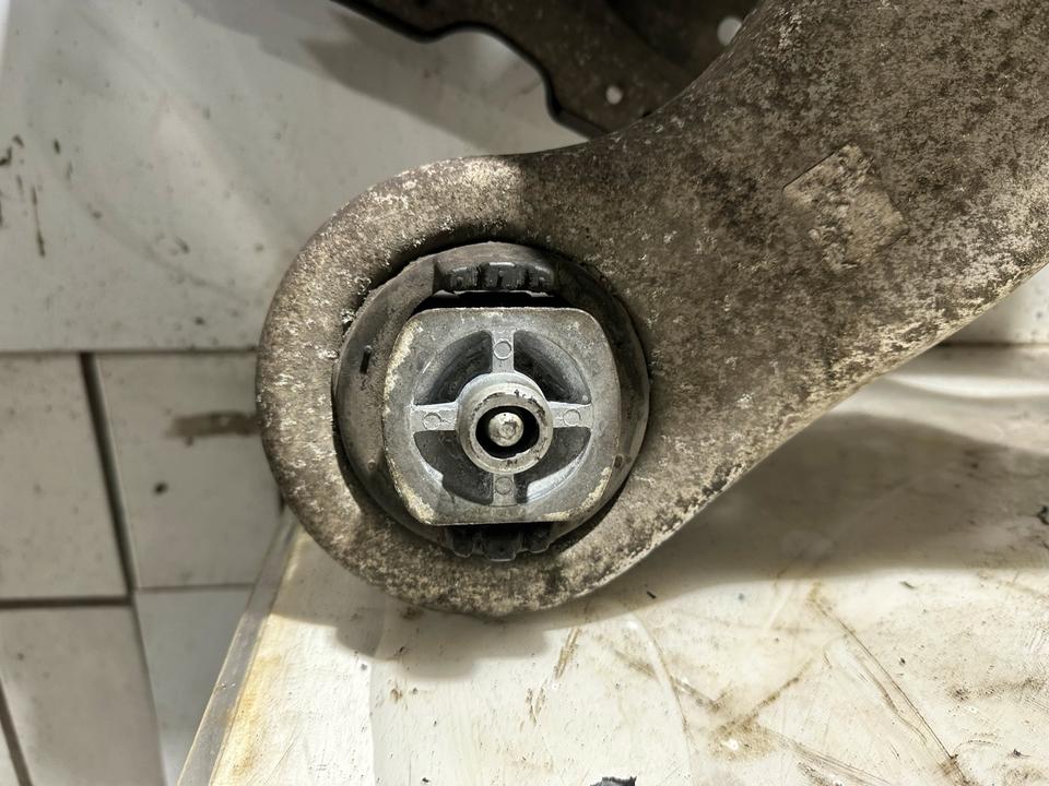 Mercedes S-Klasse W221 Hinterachse Achsträger A2213500408 – Bild 12