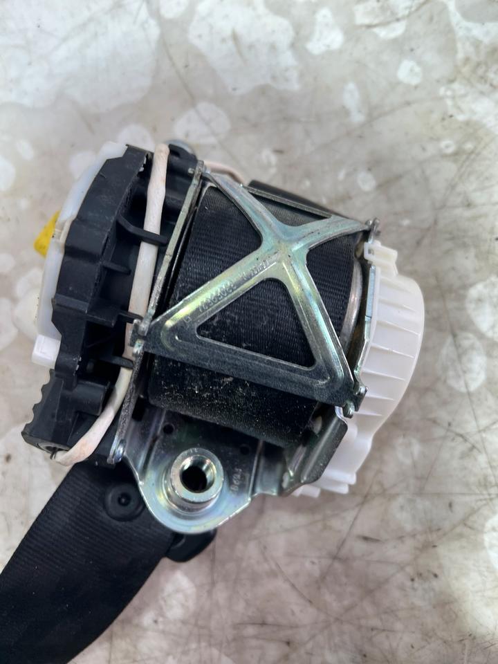 VW Passat B6 3C Sicherheitsgurt Gurt Vorne 3C1857706F 3C1857705F – Bild 12