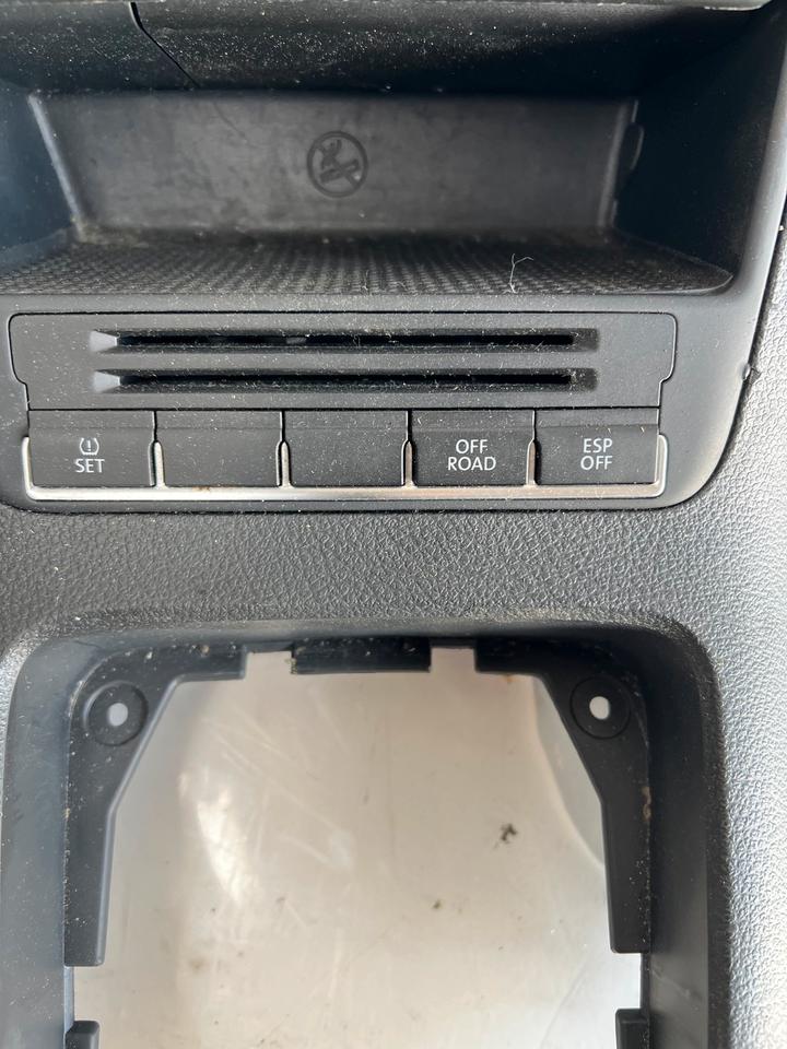 VW Tiguan 5N Aschenbecher Mittelkonsole 5N2857961B – Bild 2