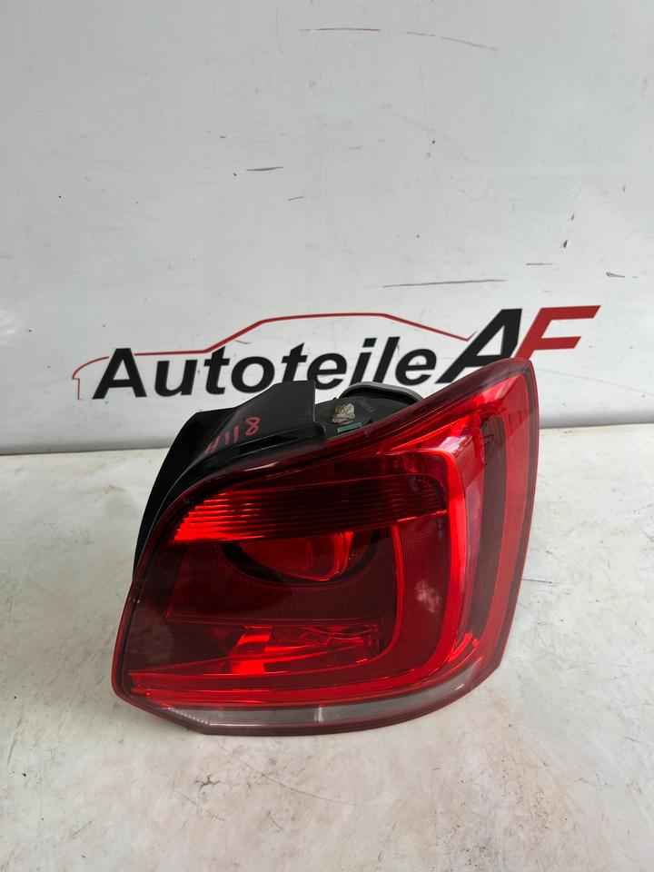 VW Polo 6R Heckleuchte Rückleuchte Rücklicht Leuchte Hinten