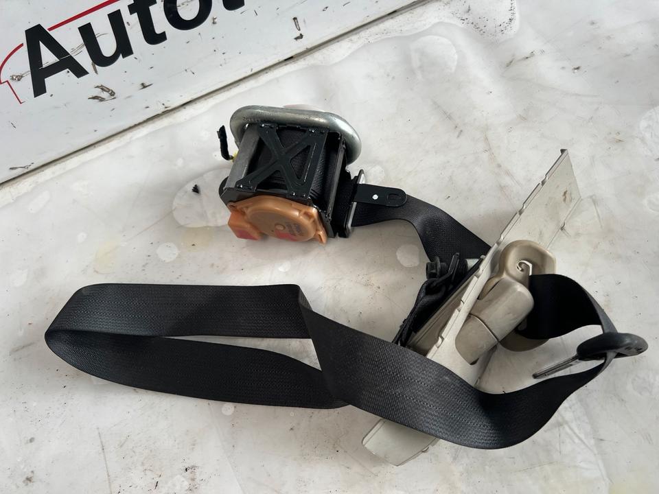 Nissan Micra K13 Sicherheitsgurt Gurt Vorne Gurtschlösser Vorne – Bild 3