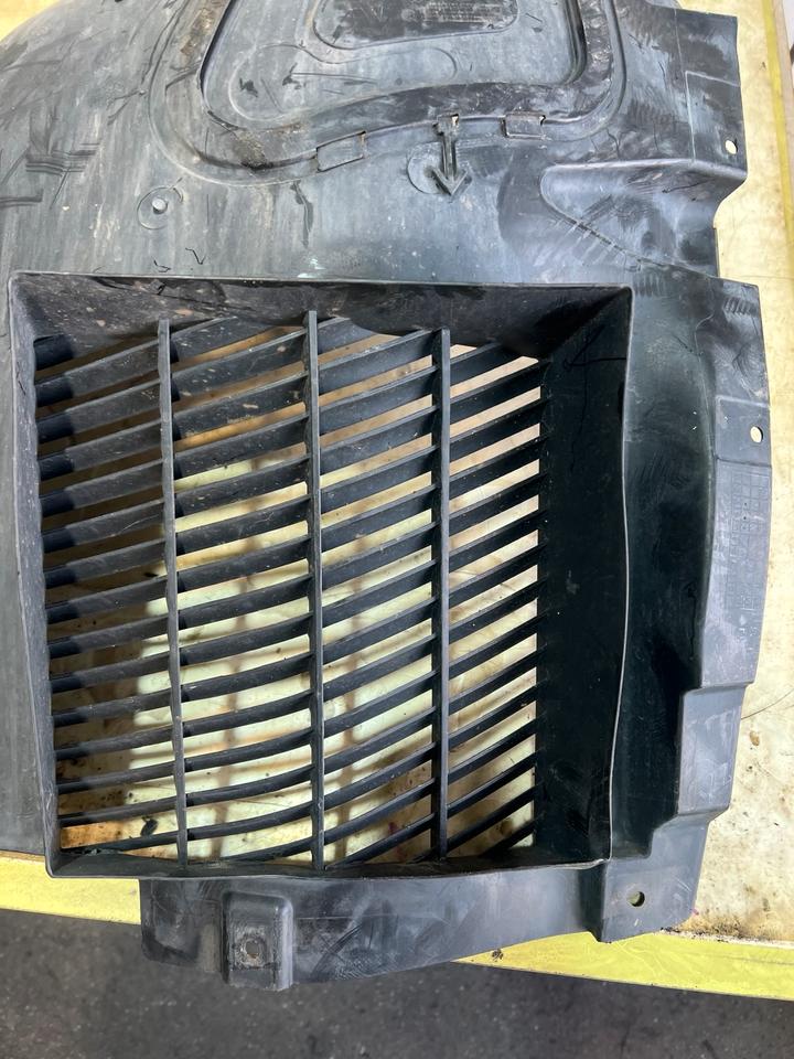 BMW 5er F10 F11 M5 Radhausschale Radhaus Vorne 276487 – Bild 3