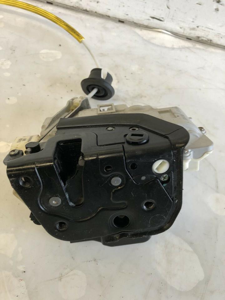 Audi A4 B7 8E Türschloss Schloss Hinten Rechts 8E0839016 – Bild 7