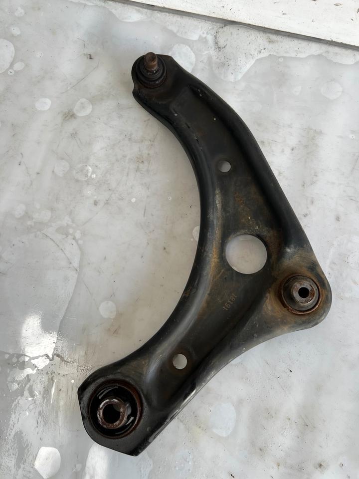 Nissan Micra K13 1.2 Querlenker Traggelenk Vorne Rechts – Bild 8