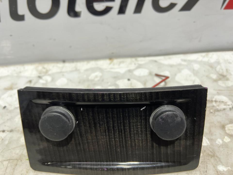 BMW 5er E60 E61 Anzünder Aschenbecher 7141071 – Bild 3