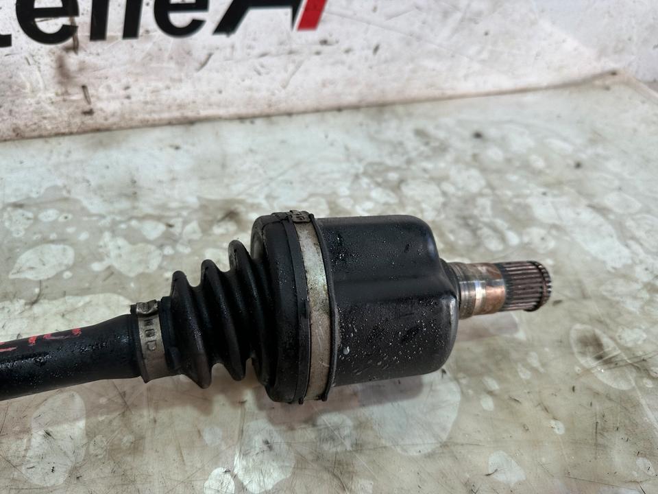 BMW 2er F45 F46 218d Antriebswelle Vorne Links 8611939 – Bild 3