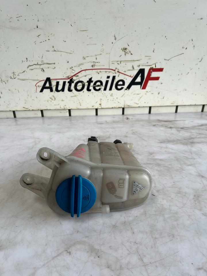 Audi A4 B8 8K A5 8T Ausgleichsbehälter Behälter 8K0121405F