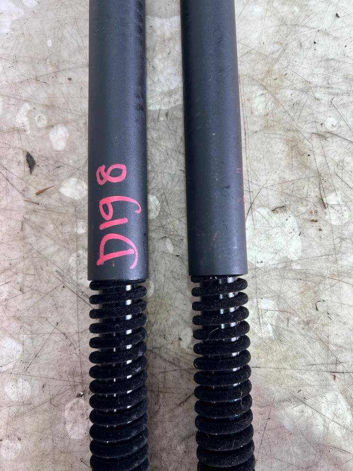 BMW 6er F06 Heckklappenfederbein Dämpfer 7360583 – Bild 3