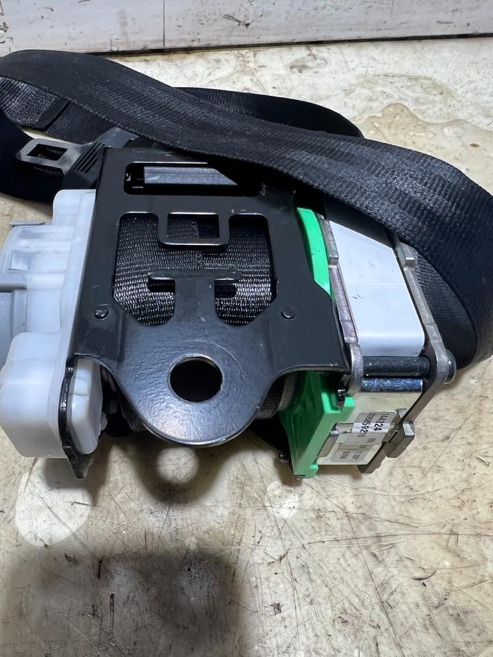 Audi A8 4H Gurt Sicherheitsgurt Hinten 4H0857805D – Bild 4