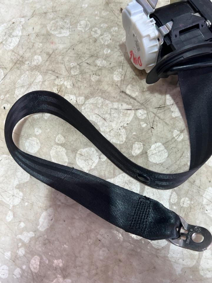VW Passat B6 3C Sicherheitsgurt Gurt Vorne 3C1857706R – Bild 2