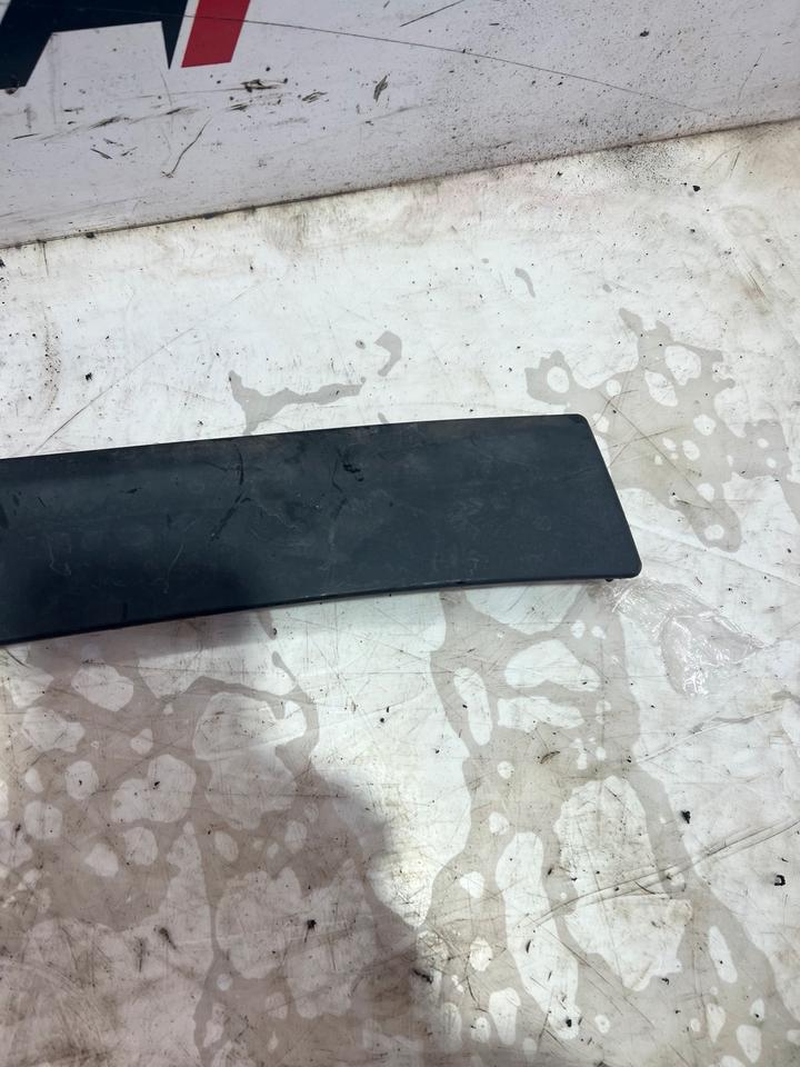 Audi A5 8T Stoßstangenabdeckleiste Leiste vorne 8T0807217A – Bild 2