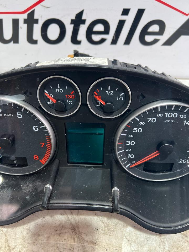 Audi A3 8P Tacho Tachometer Kombiinstrument 8P0920931F – Bild 4