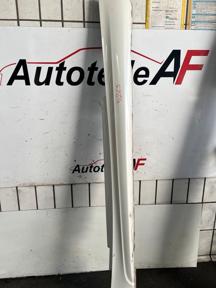 BMW 1er E82 E81 E88 M-Paket Seitenschweller Schweller 300