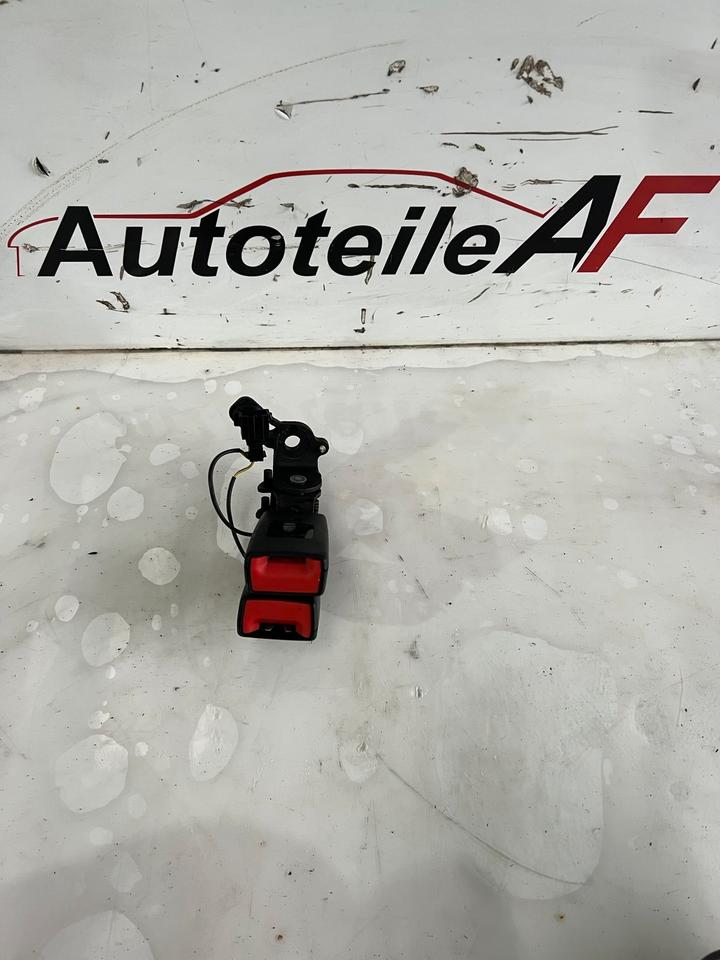 Audi A3 8V Gurtschloss Hinten 8V0857739