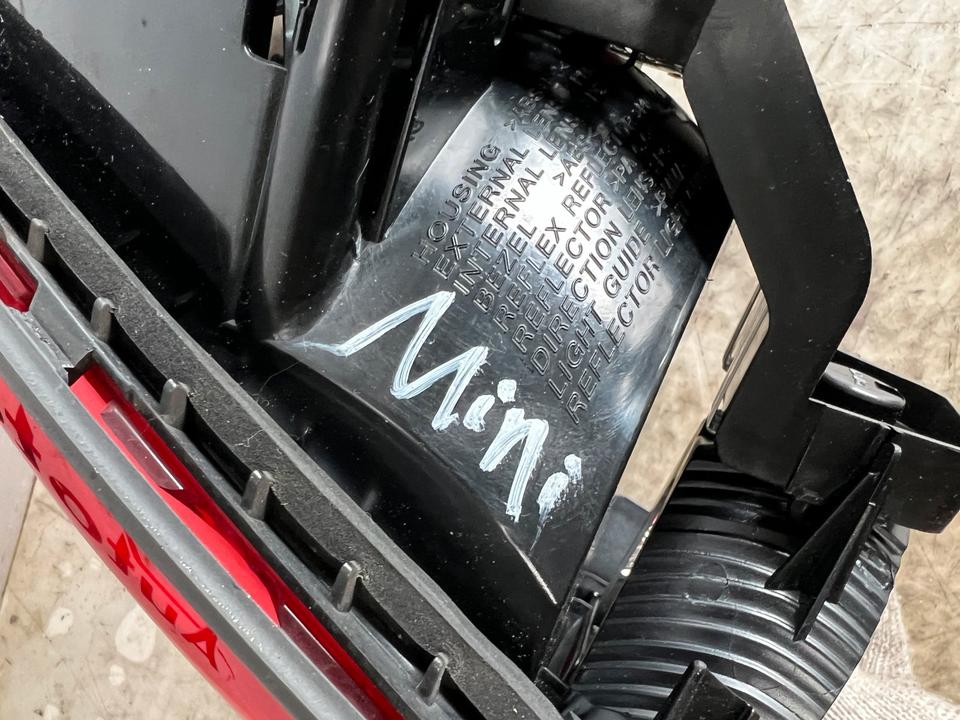 Mini Cooper S F56 Heckleuchte Hinten Rechts Links – Bild 7