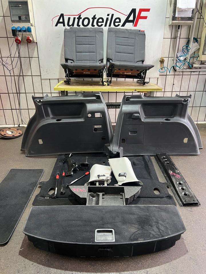 VW Touran 1T1 1T2 3.Reihe 3 Sitzreihe Rücksitzbank Sitze Hinten