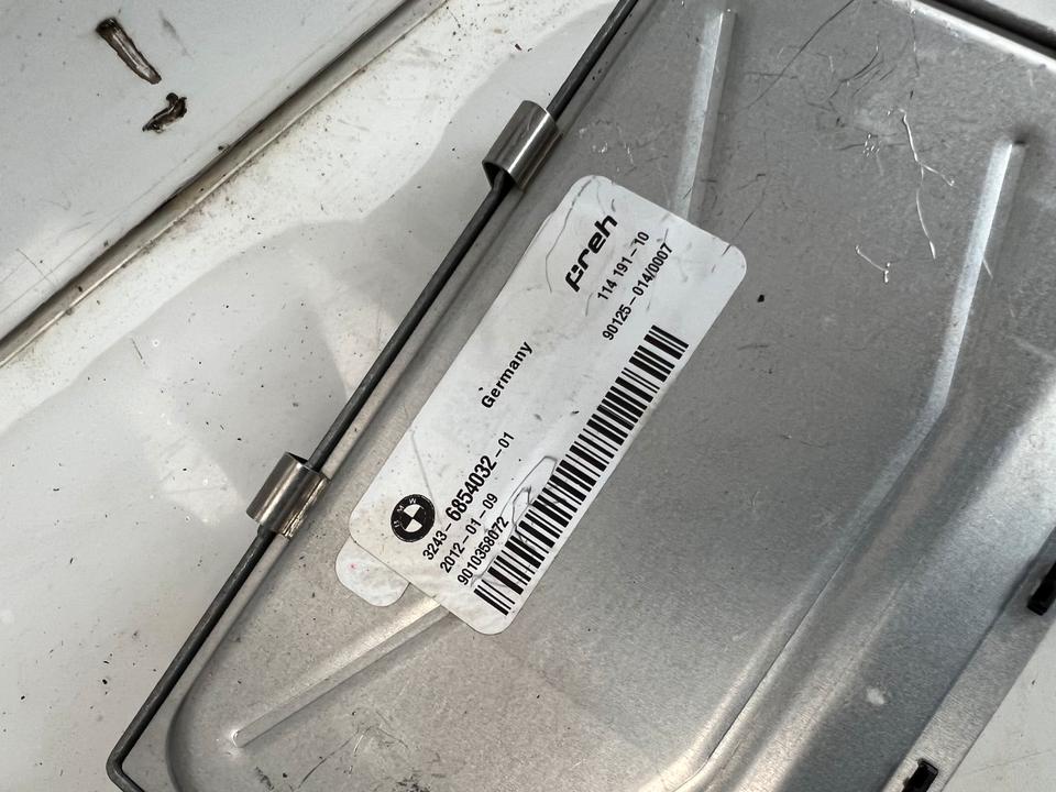 BMW 5er F11 Hinterradlenkung HSR Steuergerät 6854032 – Bild 4