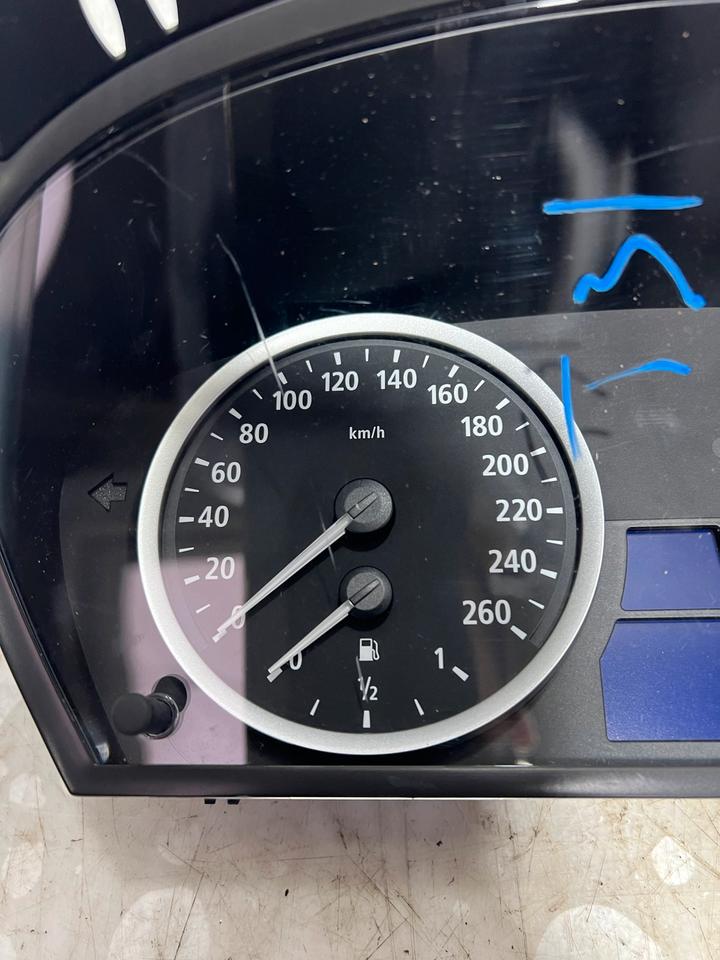 BMW 5er E60 E61 N62 Tacho Tachometer Kombiinstrument 6983148 – Bild 2