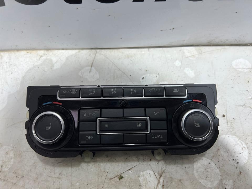 VW Passat B7 3C Klimabedienteil Heizungsregulierung 5K0907044 – Bild 2