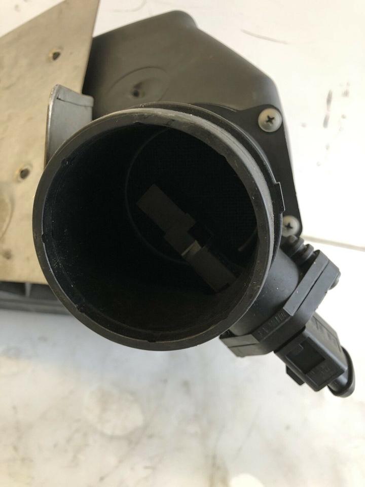 Audi A4 B7 8E Luftfilterkasten Luftmassenmesser 06B133837AG – Bild 6