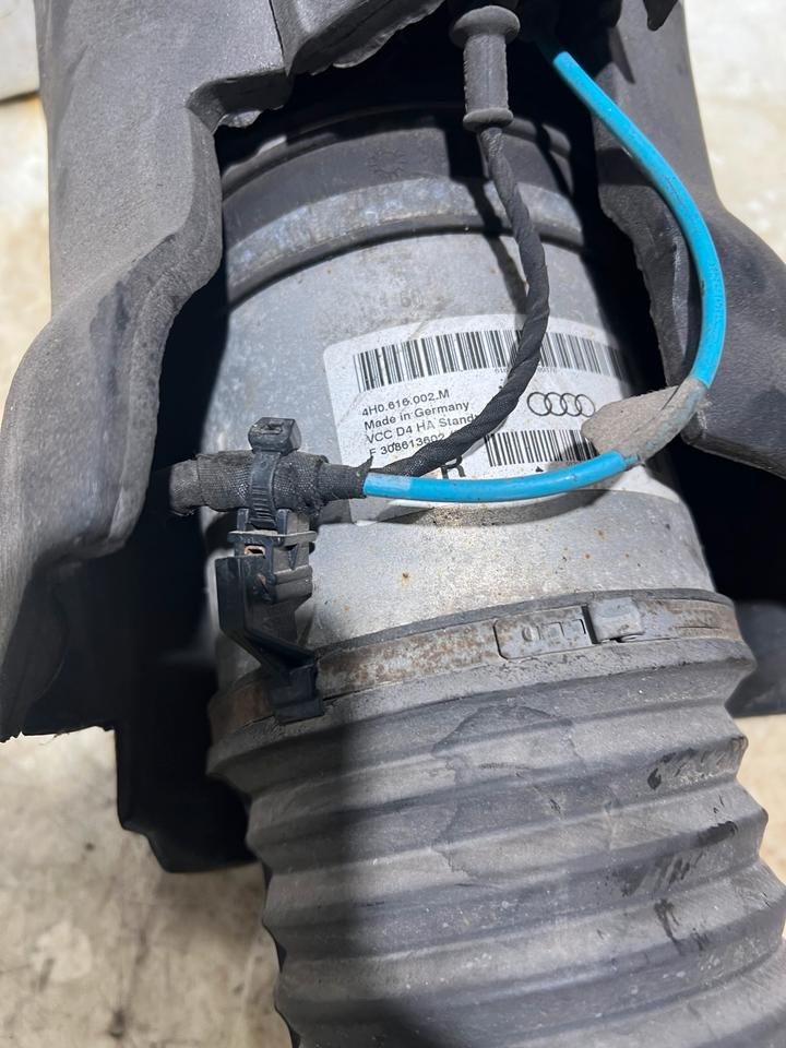 Audi A8 4H Stoßdämpfer Luftfahrwerk Luftfederung 4H0616002M – Bild 6