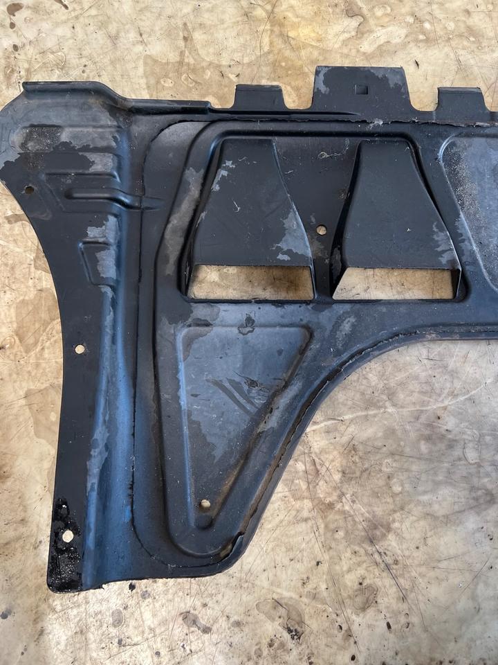 VW Golf 7 VII Unterboden Unterbodenschutz Abdeckung 5Q0825235A – Bild 9