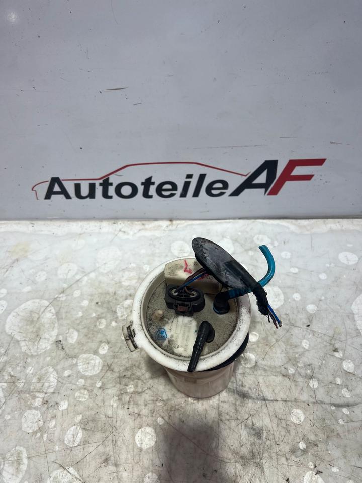 VW Golf 5 V Kraftstoffpumpe Benzinpumpe 1K0919051M