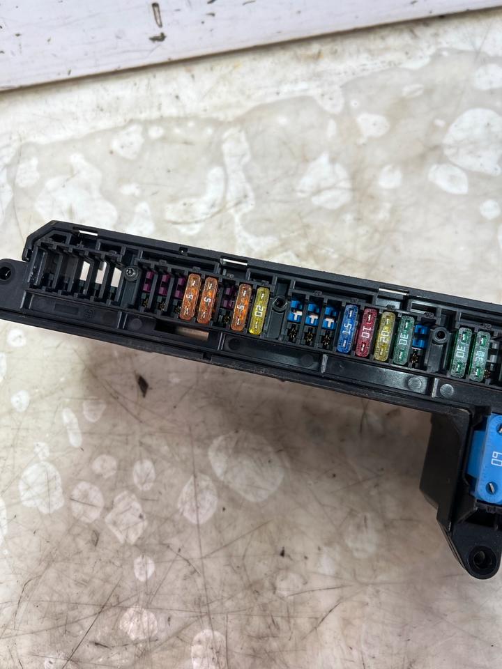 BMW 5er E60 E61 Sicherungskasten Stromverteiler 6957330 – Bild 3