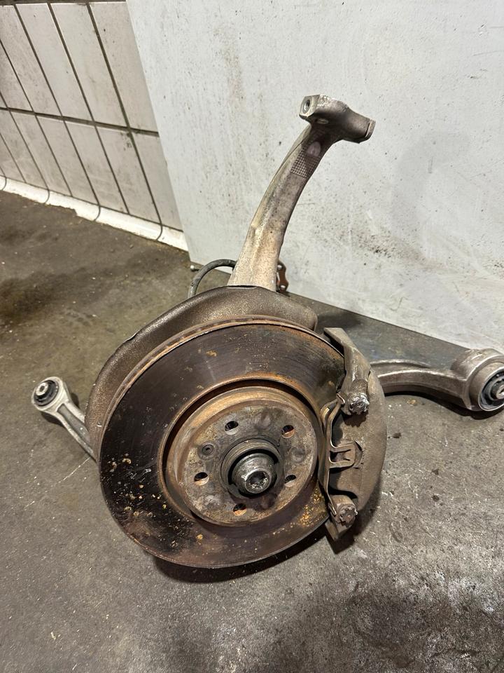 Audi A6 4G Achsschenkel Radnabe Bremssattel Vorne – Bild 4