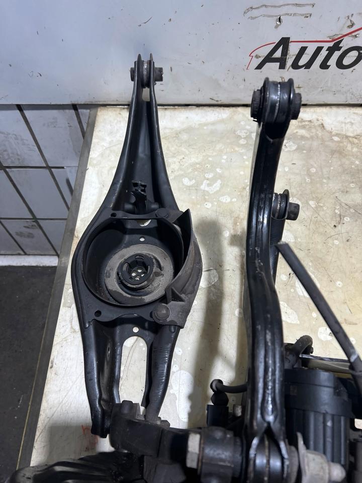 VW Golf 7 VII A3 8V Achsschenkel Radnabe Achse Hinten – Bild 13