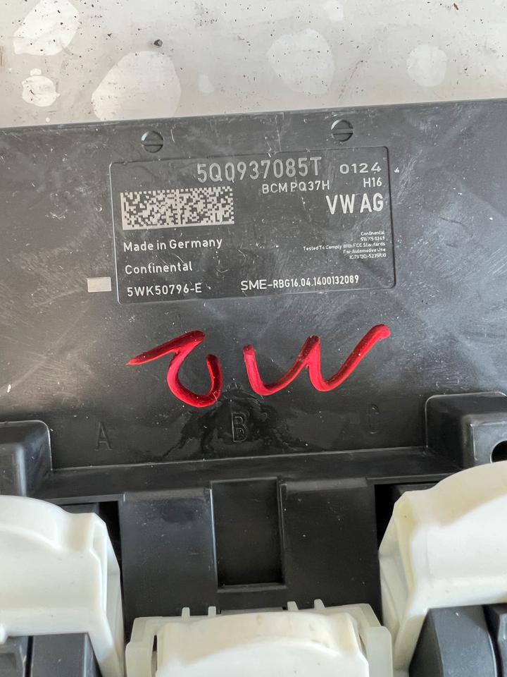 VW Golf 7 VII Bordnetzsteuergerät Steuergerät 5Q0937085T – Bild 3