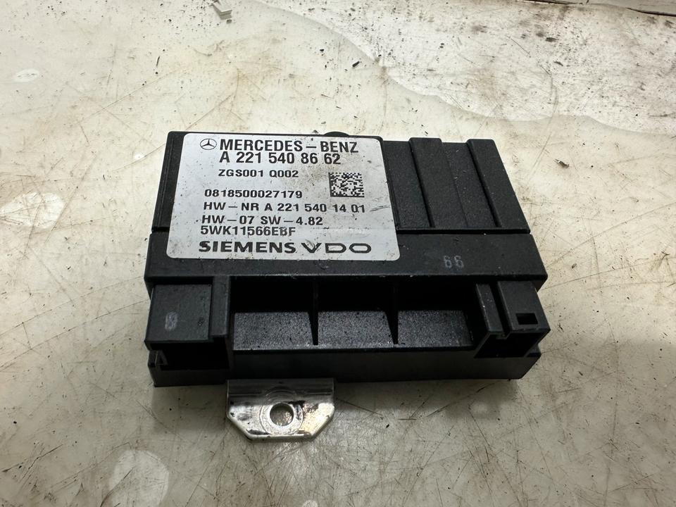 Mercedes S-Klasse W221 Steuergerät Benzinpumpe A2215408662 – Bild 2