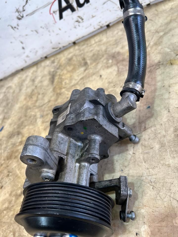 BMW 6er 7er F13 F01 F06 N63 Servopumpe Hydraulikpumpe 6796494 – Bild 5