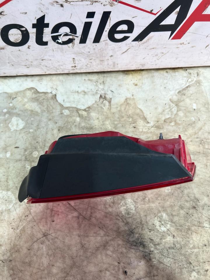Audi A8 S8 D4 4H Rückleuchte Heckleuchte Innenleuchte Hinten – Bild 7