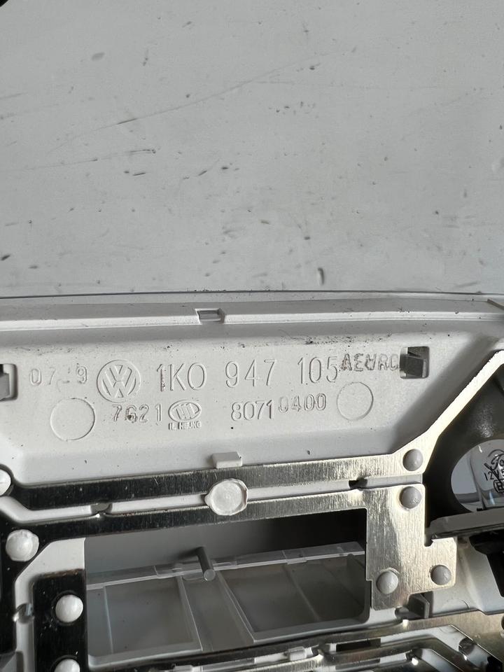 VW Golf 5 V Innenleuchte Leseleuchte 1K047105 – Bild 4