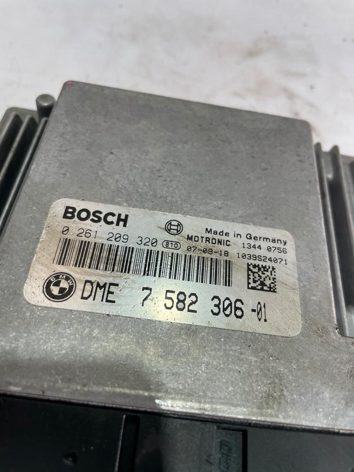 BMW 5er E60 E61 Motorsteuergerät Steuergerät 7582306 – Bild 3