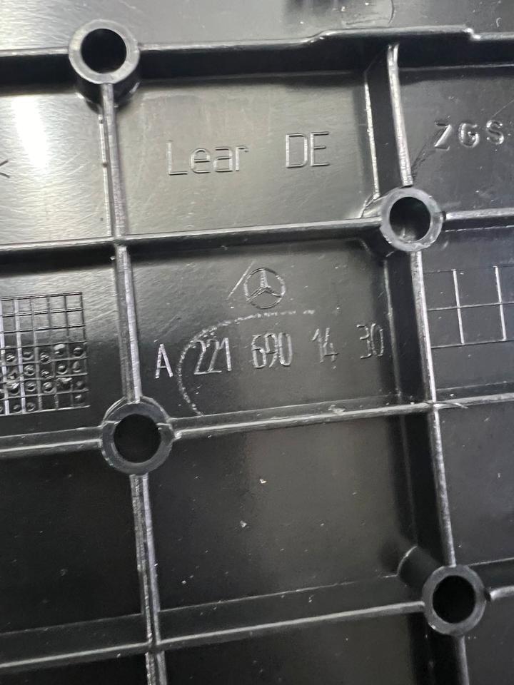 Mercedes S-Klasse W221 Laderaumabdeckung Abdeckung A2216901430 – Bild 7