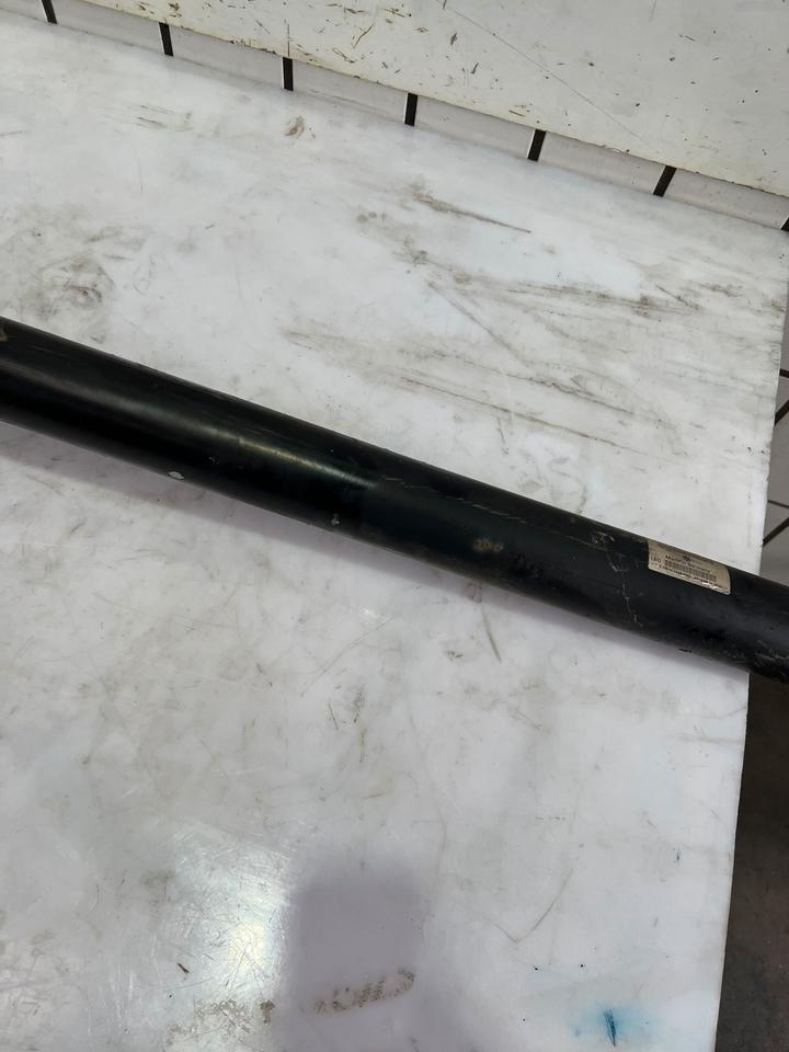 Audi Q3 8U Tiguan 5N Gelenkwelle Kardanwelle 5N0521101E – Bild 3