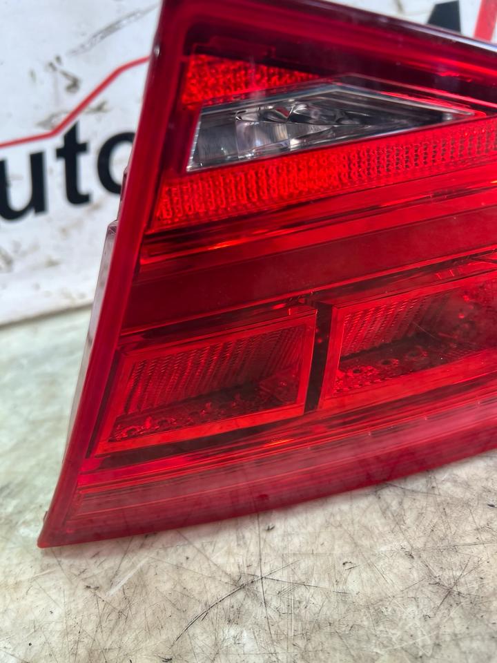 Audi A8 S8 D4 4H Rückleuchte Heckleuchte Innenleuchte Hinten – Bild 12