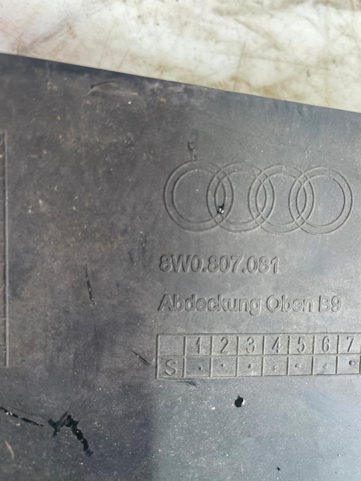 Audi A4 B9 8W Schloßträger Abdeckung Verkleidung Vorne 8W0807081 – Bild 7