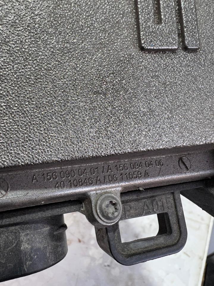 Mercedes AMG M156 Luftfilterkasten Luftfilter Gehäuse A1560900401 – Bild 8