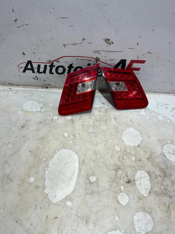 Mercedes E-Klasse W212 LED Rückleuchte Innenleuchte Rechts Links