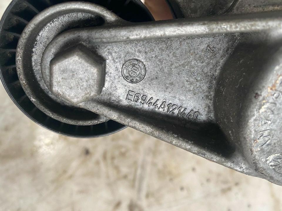 VW Touareg 7L Audi Q7 Spannrolle Riemenspanner 03H145299 – Bild 5