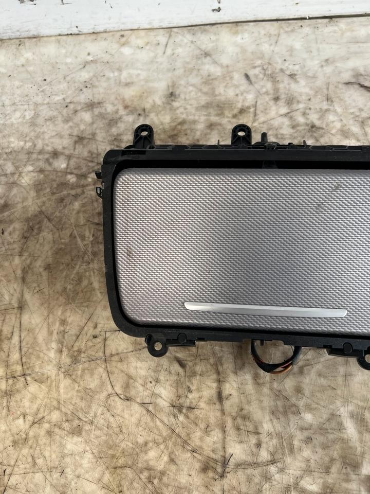 BMW 5er F10 F11 Ablagefach 9206401 – Bild 2