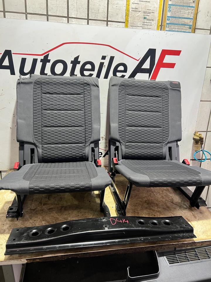 VW Touran 1T1 1T2 GP1 3.Reihe Sitzreihe Rücksitzbank Sitze Hinten – Bild 13