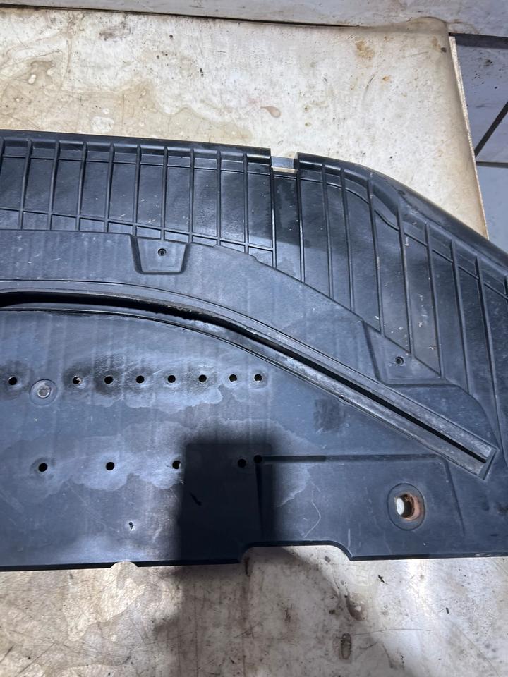 Audi A6 4G C7 Unterfahrschutz Unterbodenschutz 4G0807611 – Bild 8