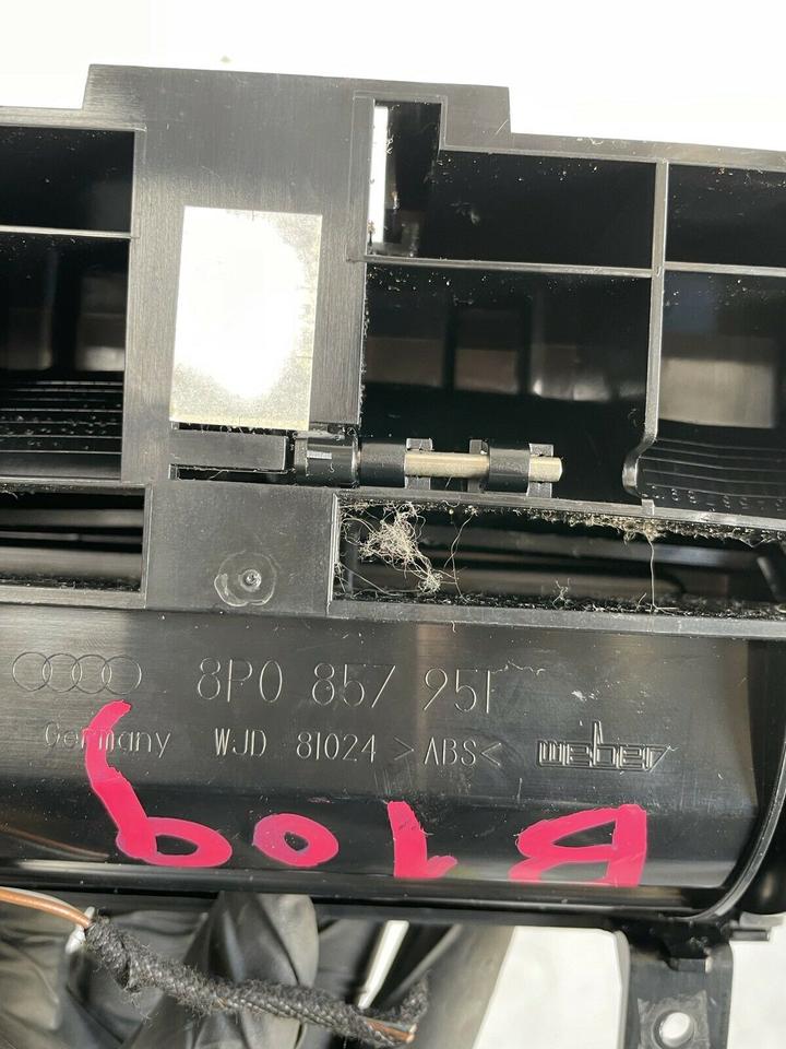 Audi A3 8P Aschenbecher Ascher Ablage 8P0857951 – Bild 4