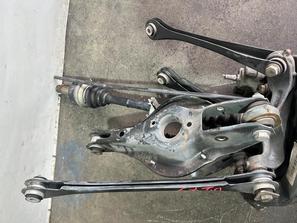 BMW 3er F30 F31 320d Achsschenkel Querlenker Radnabe Hinten – Bild 6